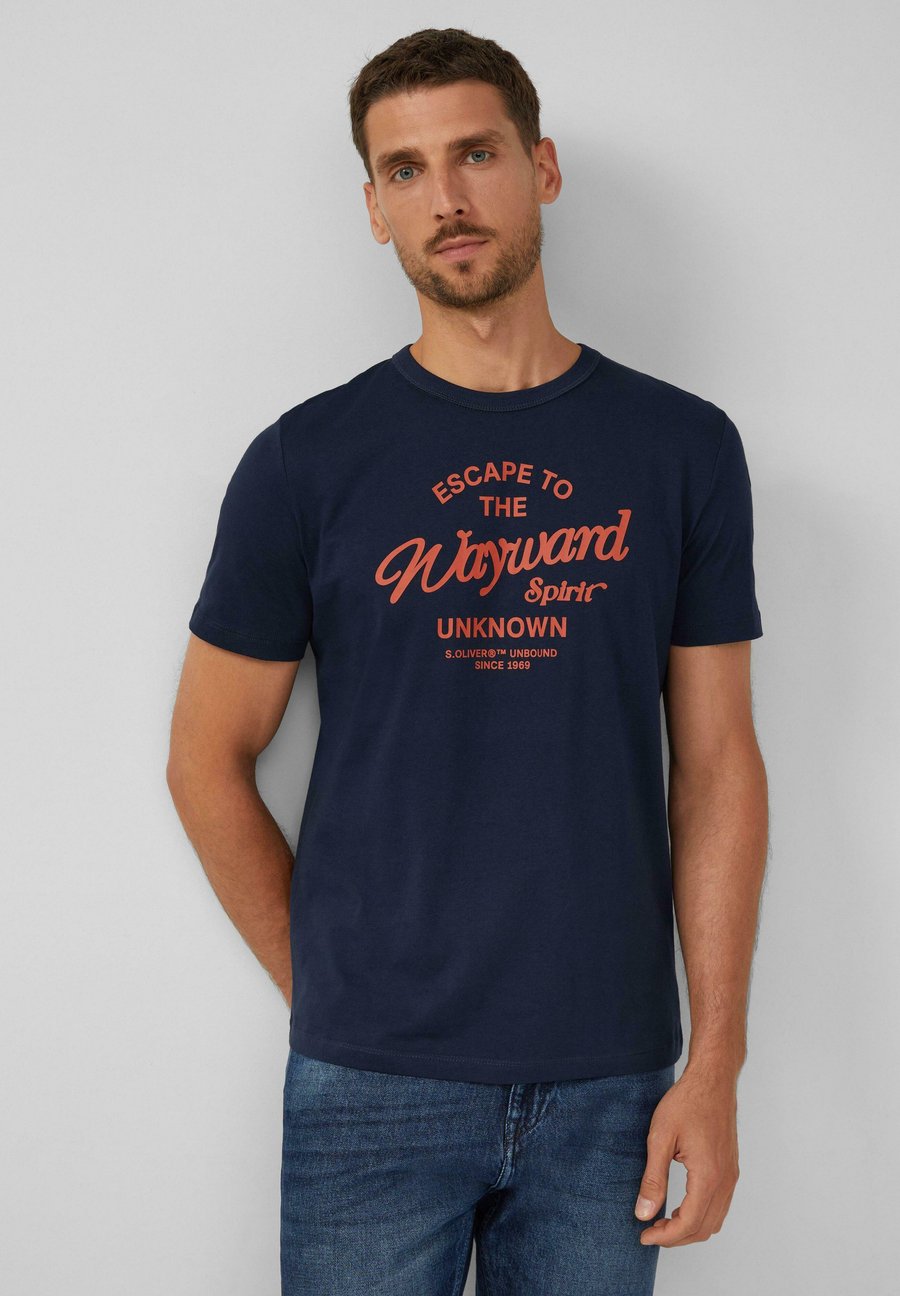 

Футболка s.Oliver MIT ARTWORK UND NAHT-DETAILS, Navy/Dark Blue