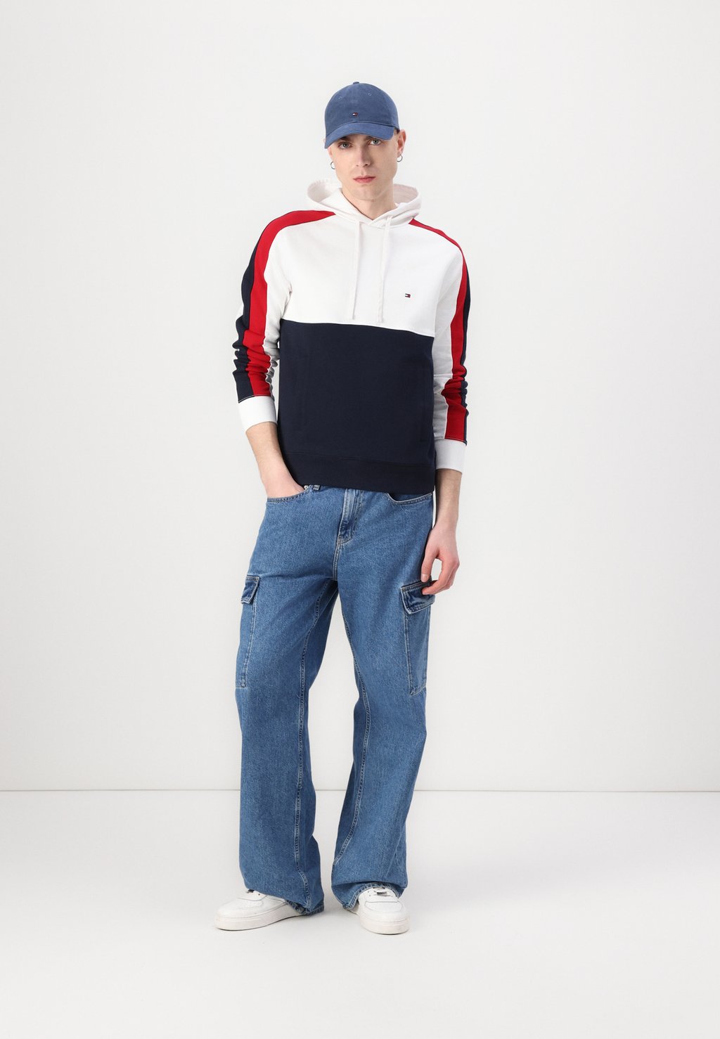 

Толстовка с капюшоном GLOBAL STRIPE BLOCK HOODIE - Sweatshirt Tommy Hilfiger, белый