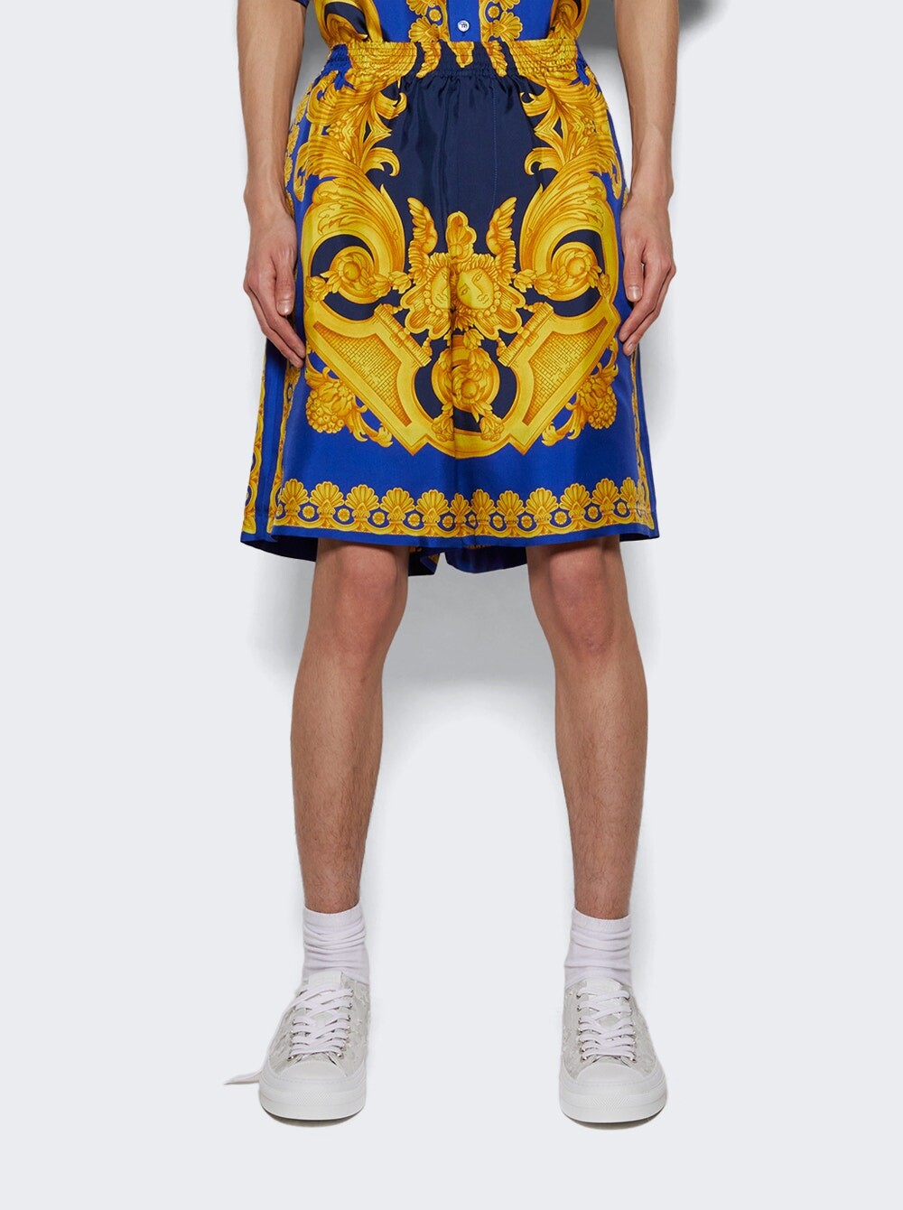 

Шелковые шорты Barocco 660 Versace, цвет Navy Cobalt And Gold