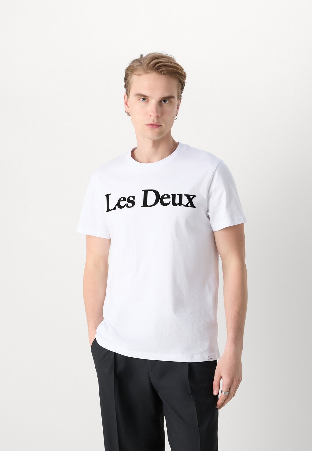 

Футболка с принтом Charles Les Deux, белый/черный