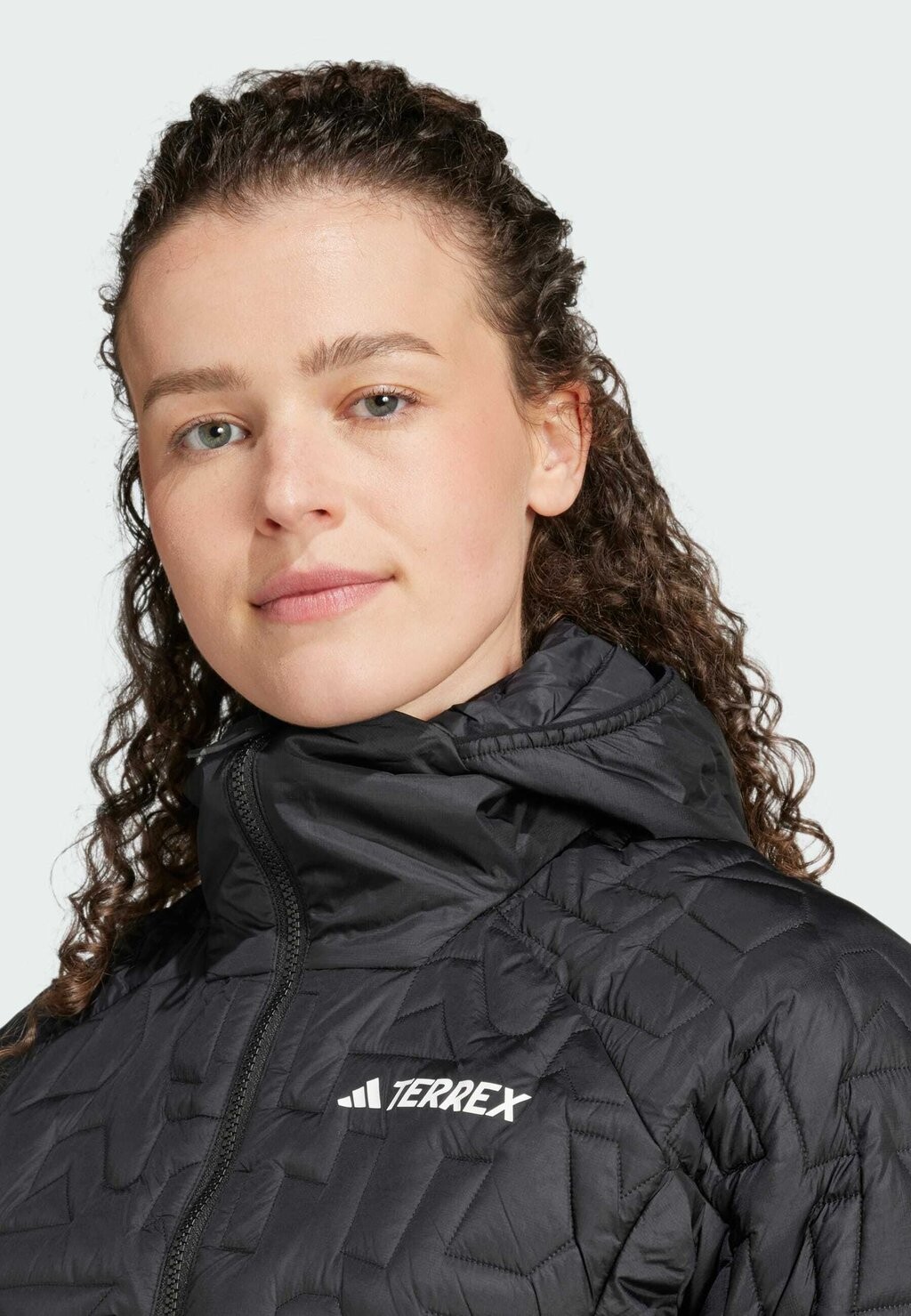 

Зимняя куртка W XPR LF H J V Adidas Terrex, черный