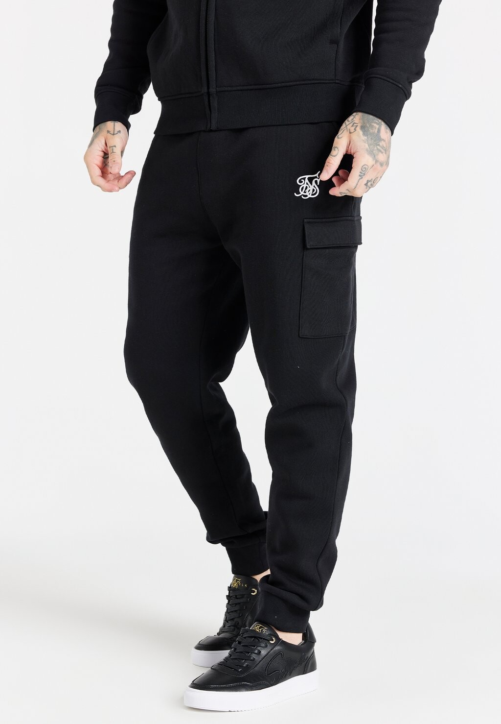 

Спортивные брюки Cargo Jogger SIKSILK, черный