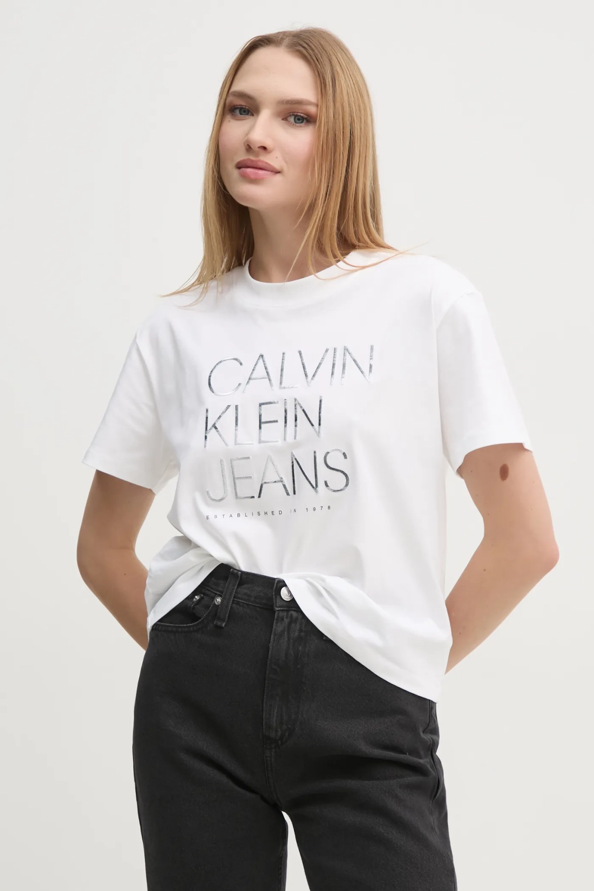 

Хлопковая футболка Calvin Klein Jeans, белый