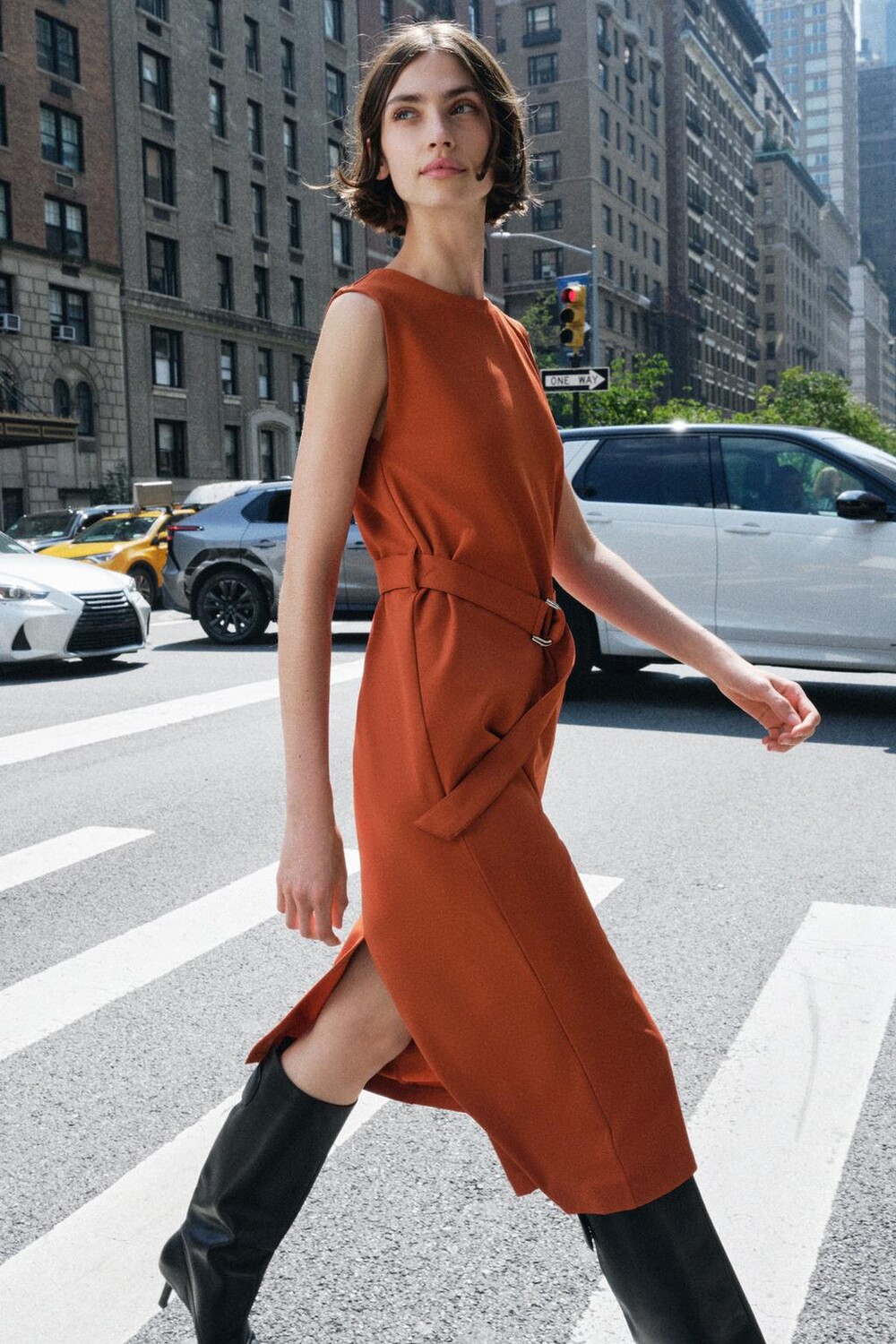 

Миди платье с поясом ZARA, терракота
