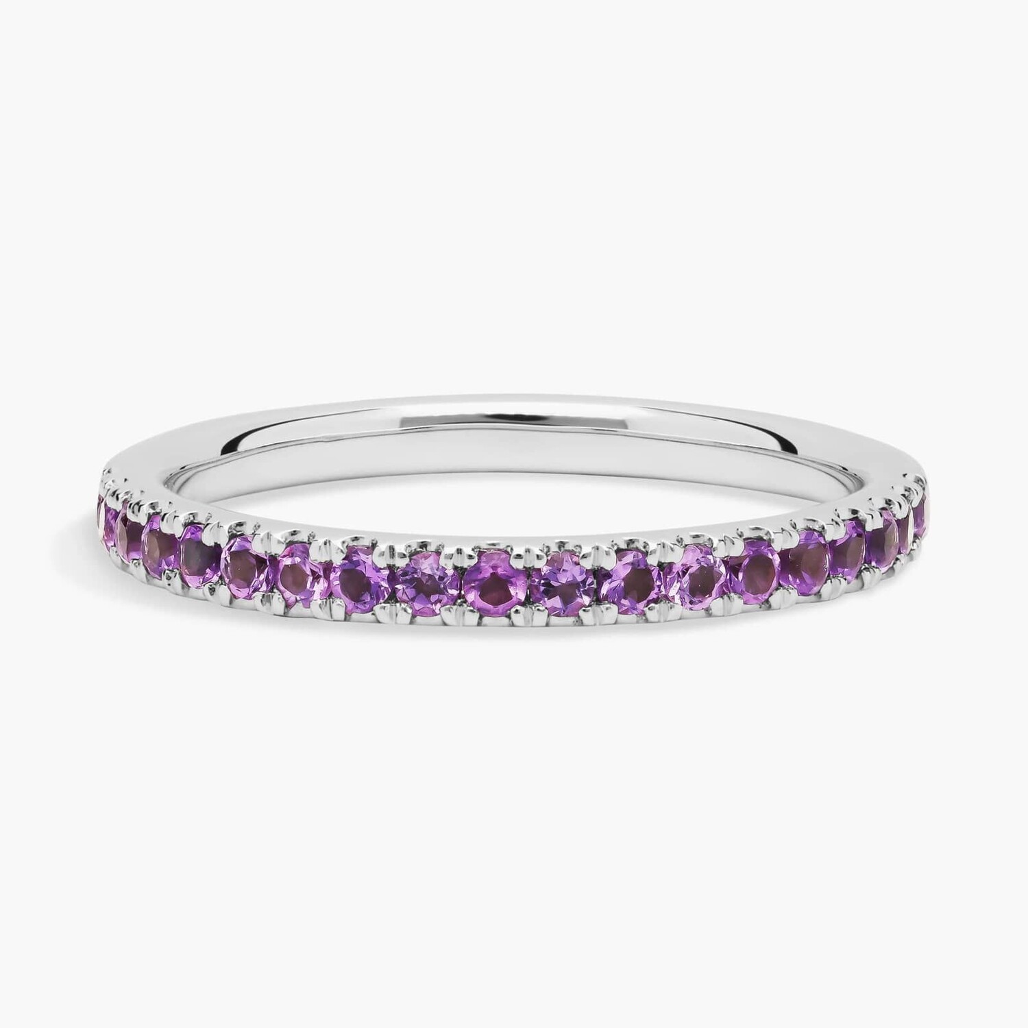 

Кольцо Riviera Pavé Amethyst из 14-каратного белого золота (1,5 мм) Blue Nile