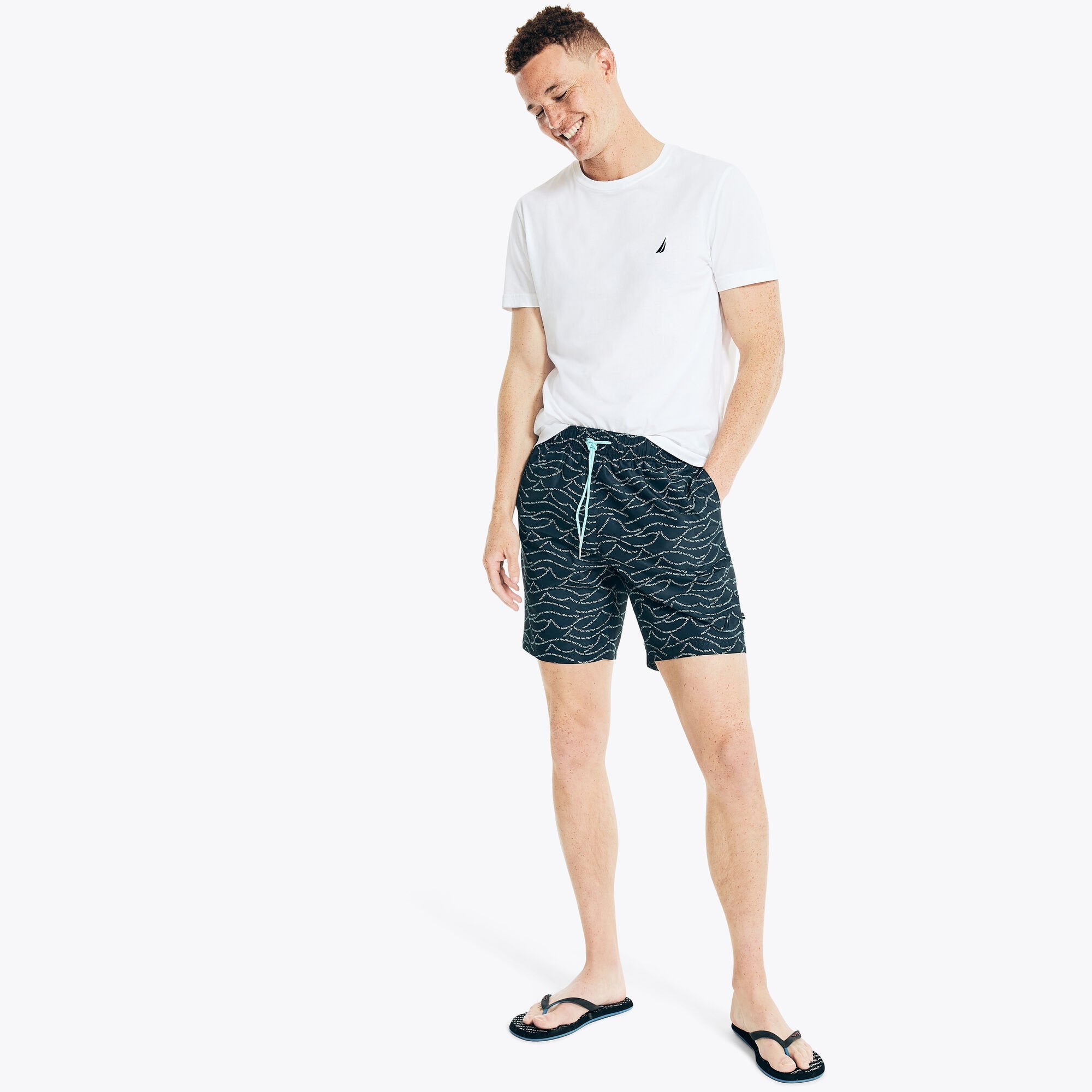 

Nautica Мужские 8" Nautica Wave Плавки, темно-синий
