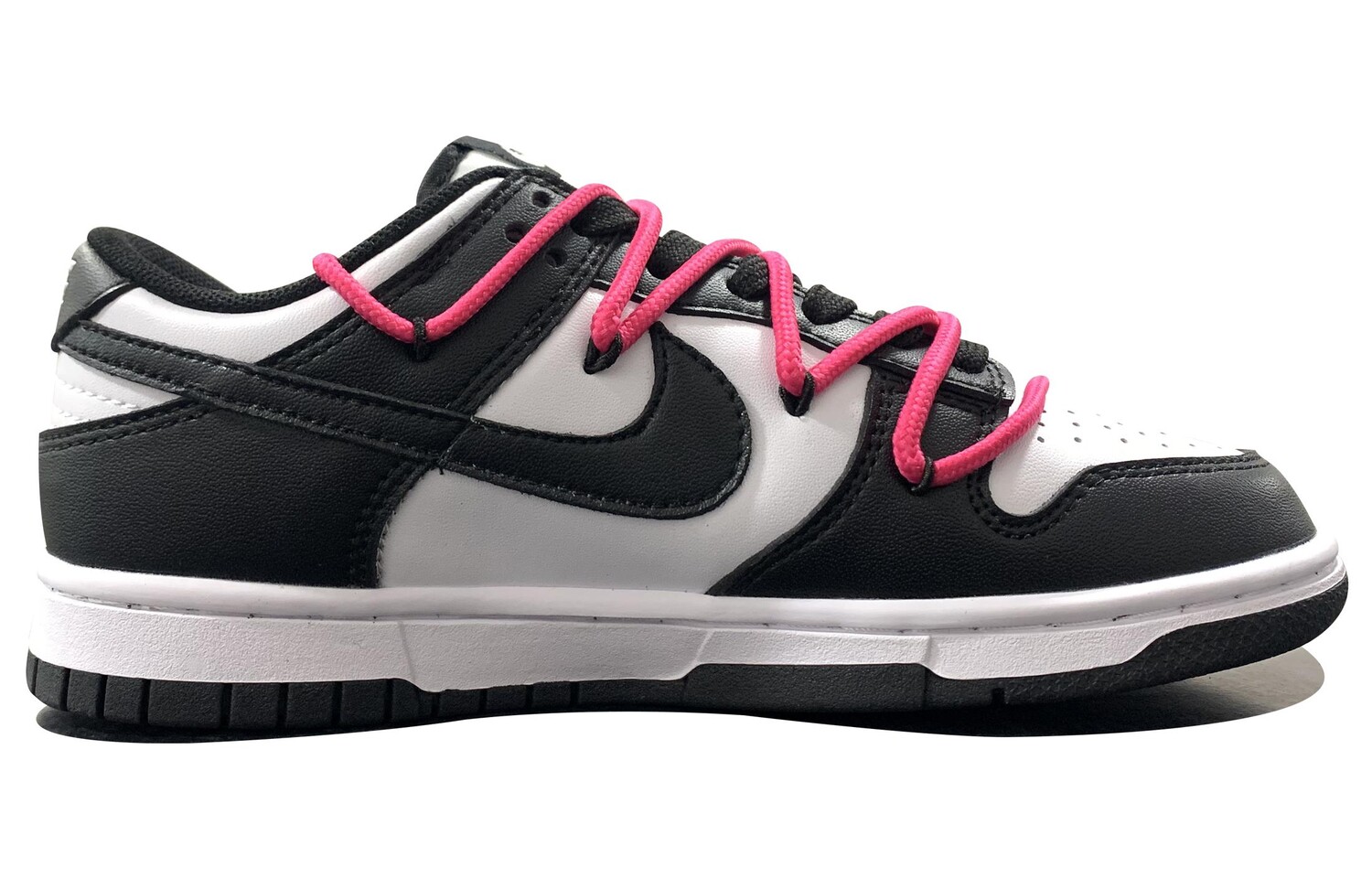 

Кроссовки Nike Dunk Skateboard Shoes Men Low-Top Black White Pink