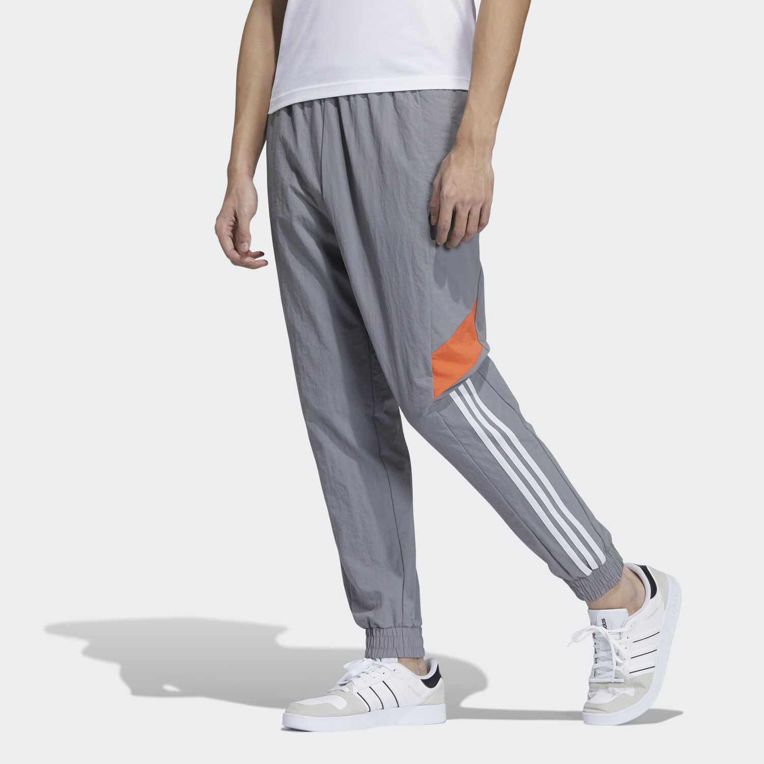 Трикотажные спортивные штаны мужские светло-серые Adidas Neo, серый — фото 2