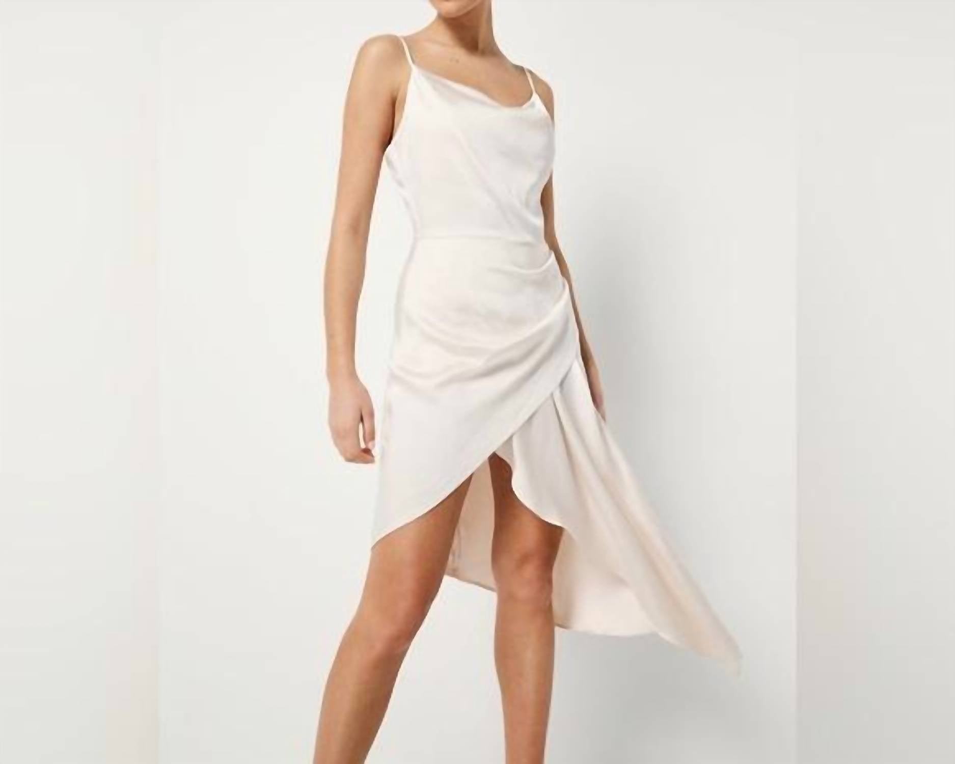 

Платье Jacinda в цвете слоновая кость ELLIATT