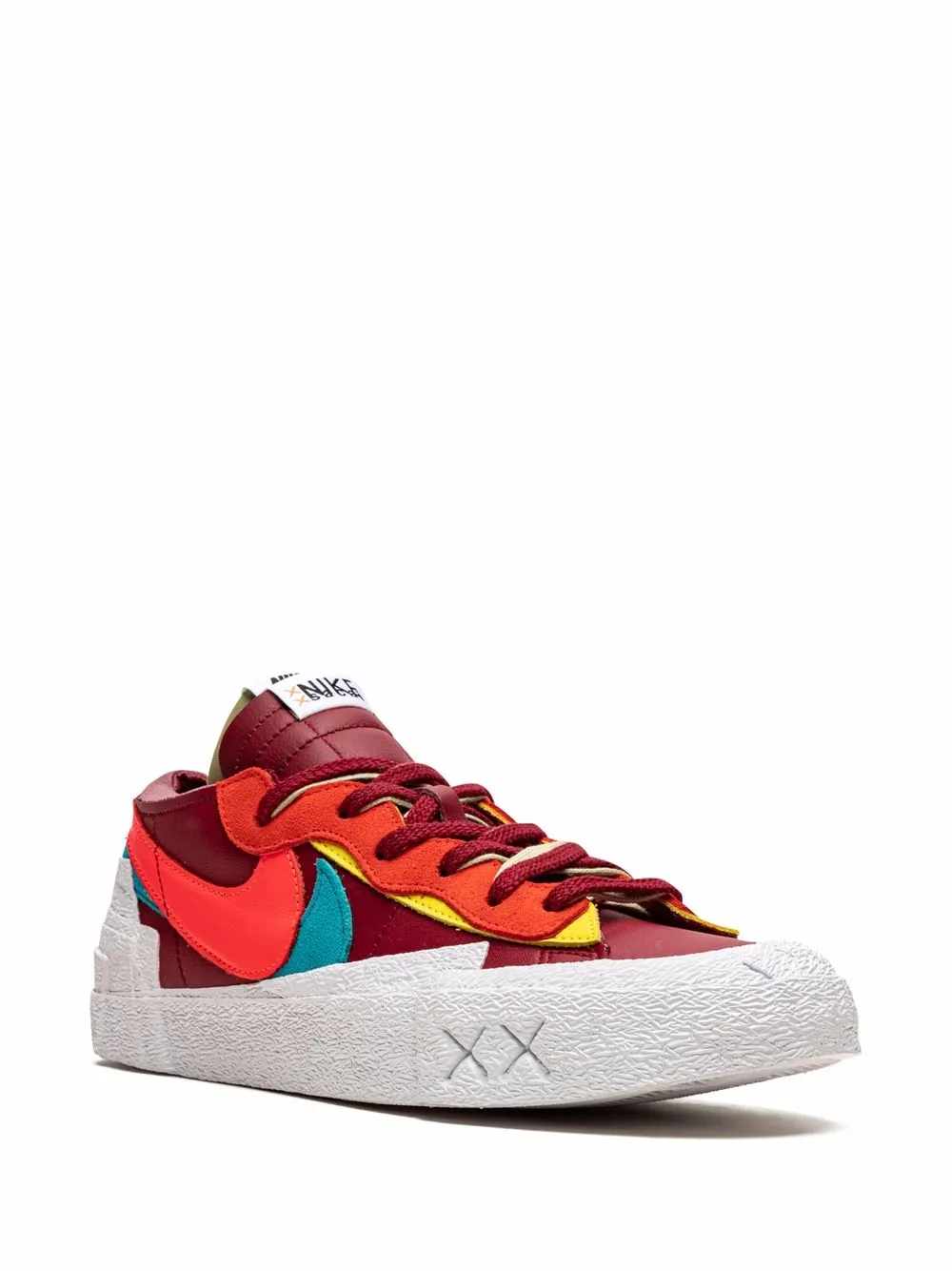 Кеды Blazer Low KAWS x Sacai Nike, красный — фото 2