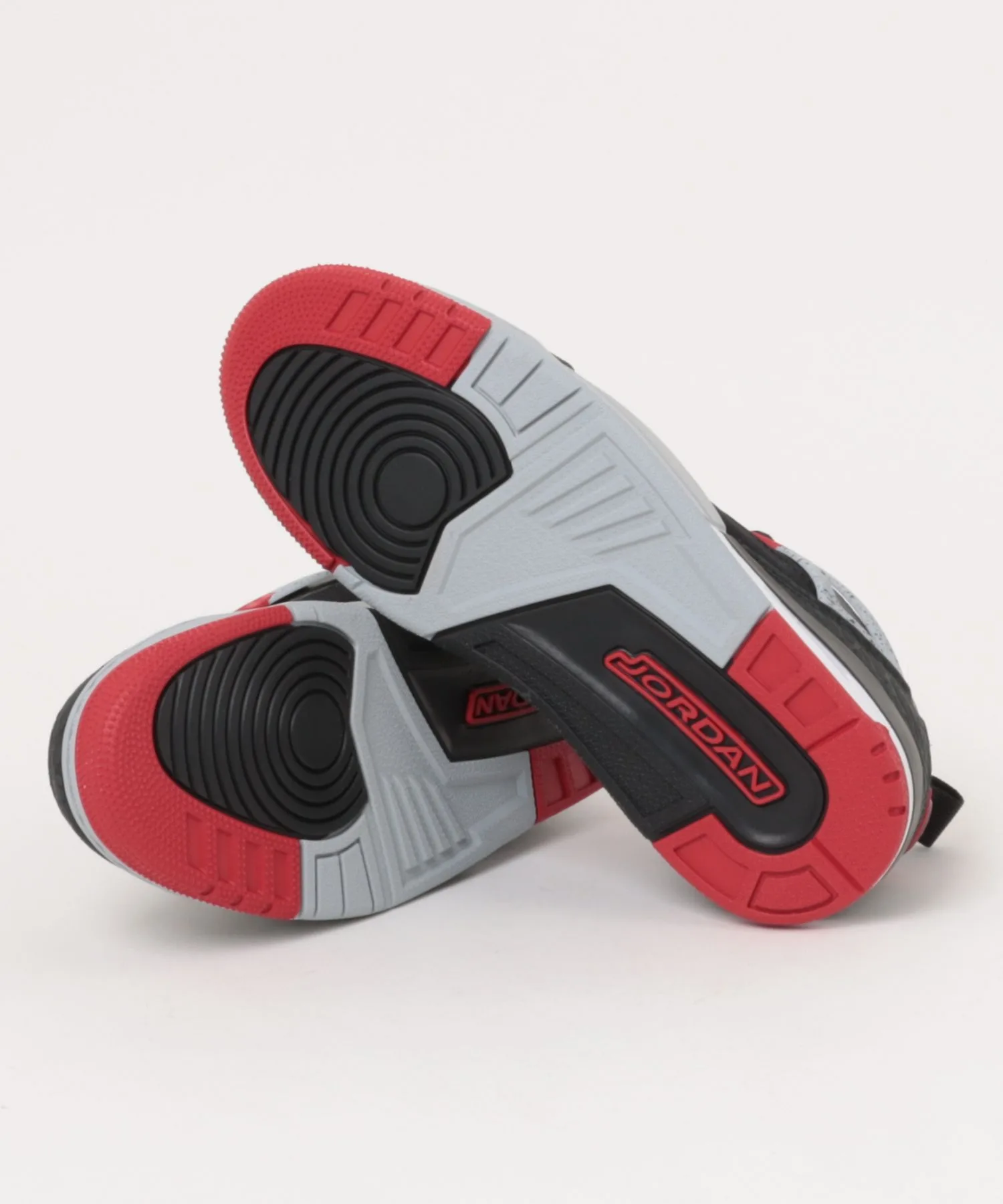Мужские кроссовки Jordan Spizike Low MFQ1759 009 черные — фото 3