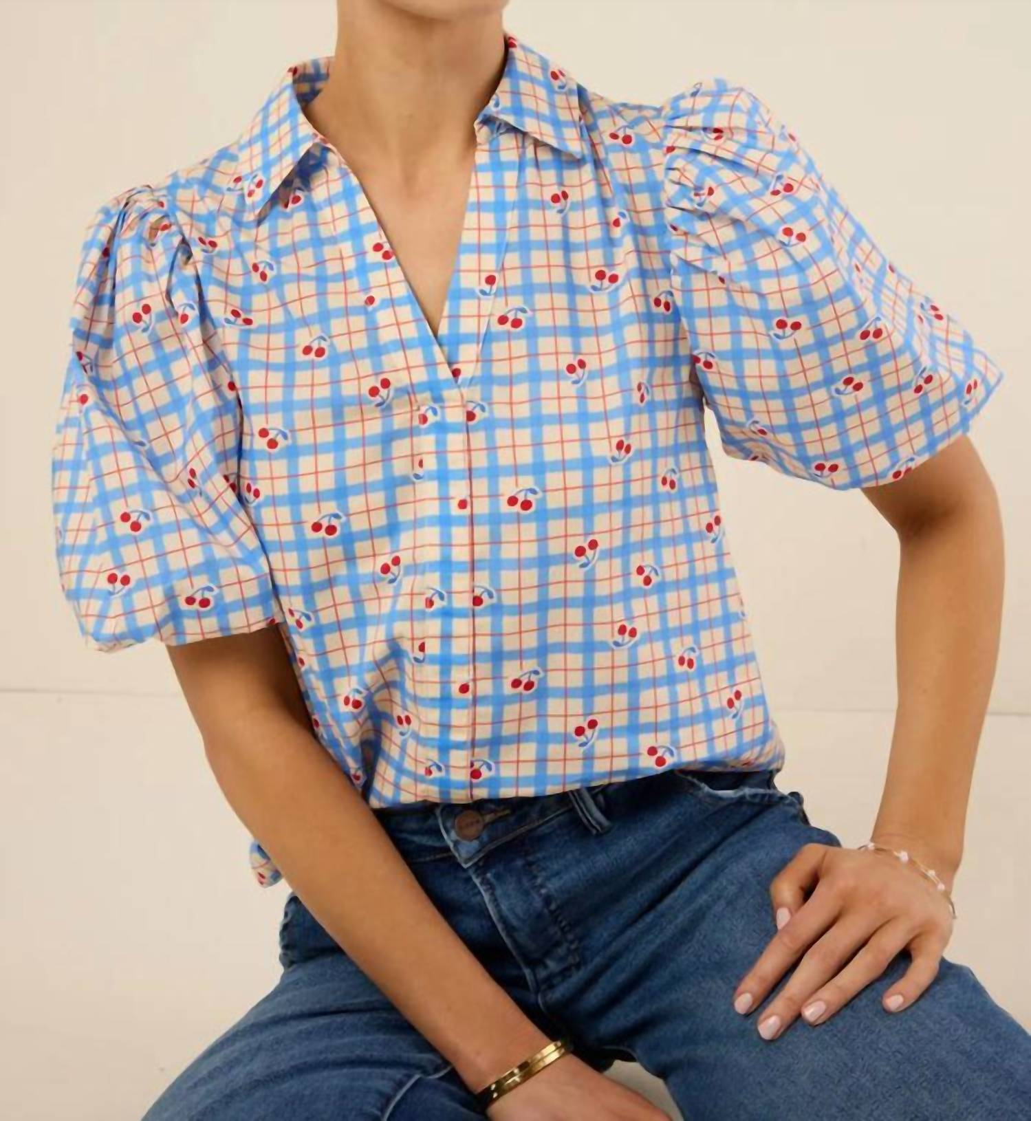 

Черничная клетчатая блузка в синем цвете PINCH