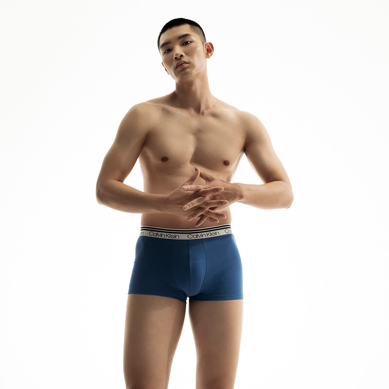 Мужские трусы Calvin Klein, цвет 1 set of 3 strips (dark blue + gray + light blue) — фото 2