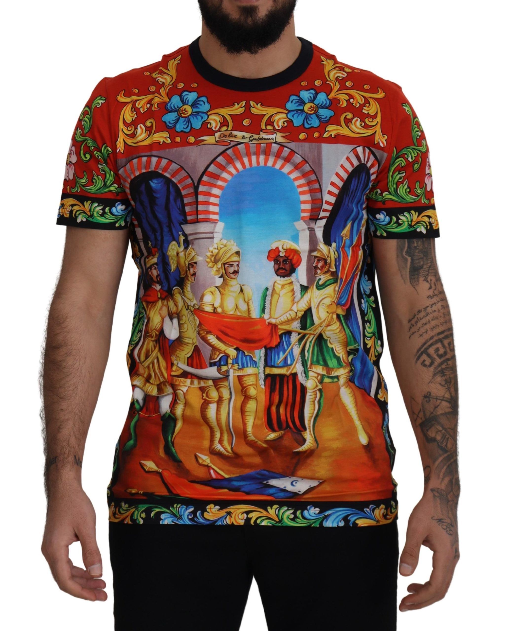 

Футболка с круглым вырезом и разноцветным принтом майолики Dolce & Gabbana