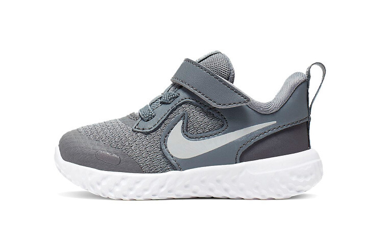 

Кроссовки Nike REVOLUTION 5 для малышей TD