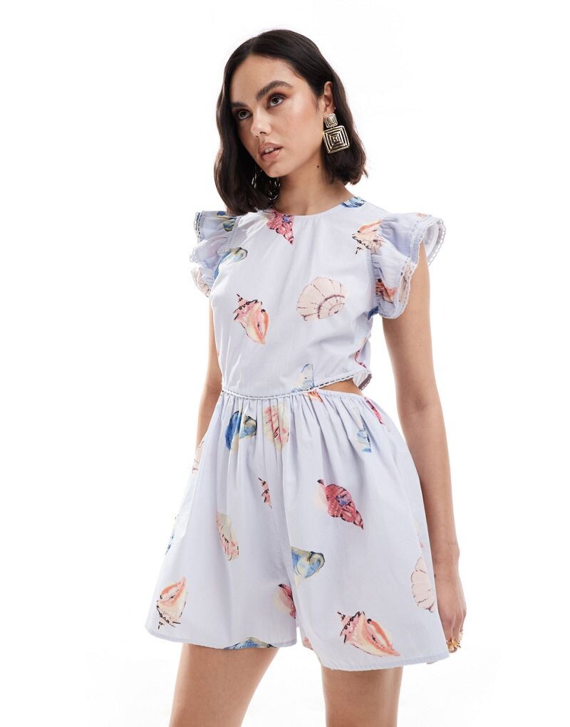 

Синий комбинезон с принтом ракушки, рукавами с рюшами и разрезом на талии ASOS