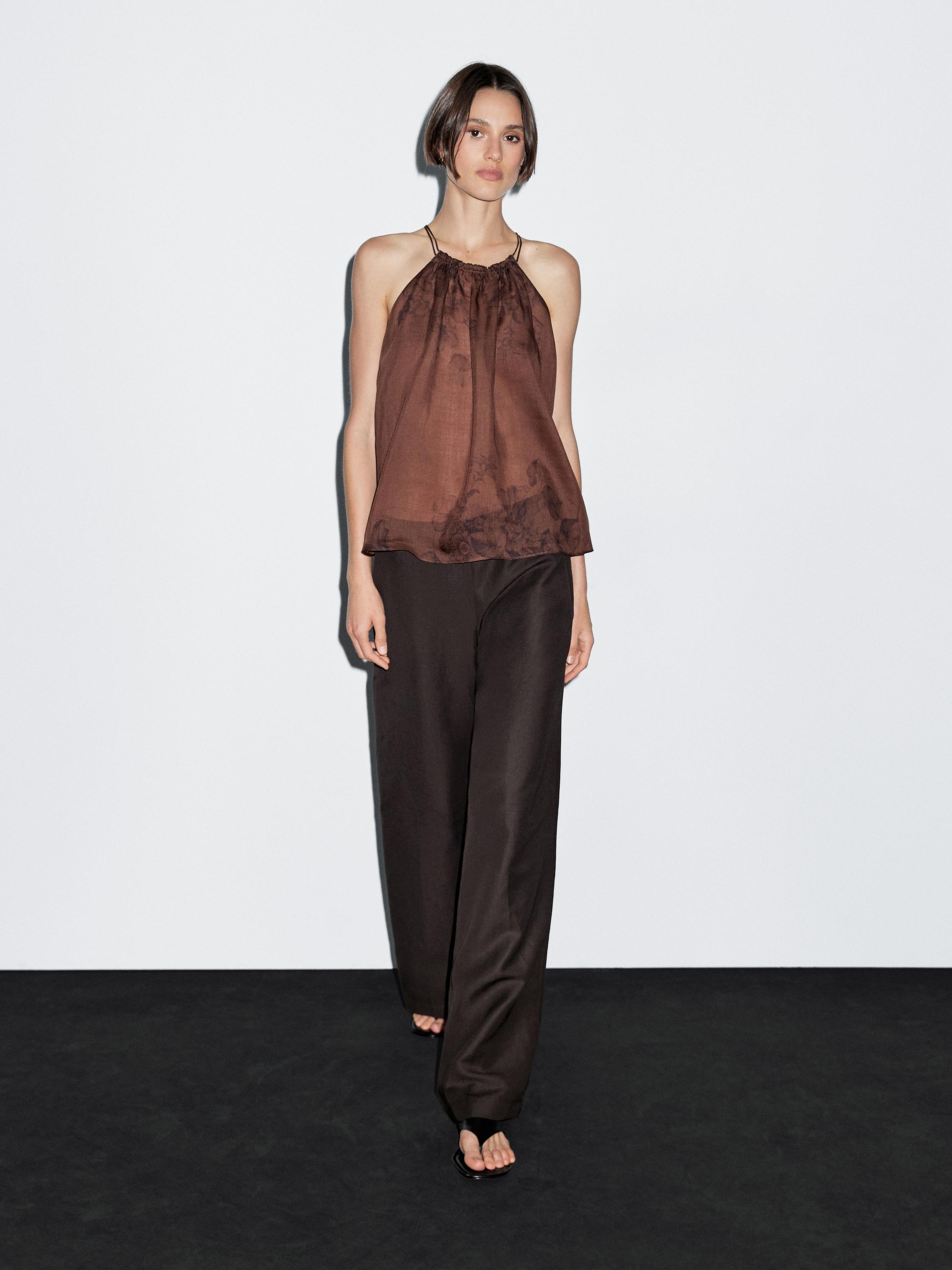 

Топ с лифом-халтер и цветочным принтом Massimo Dutti, шоколадный