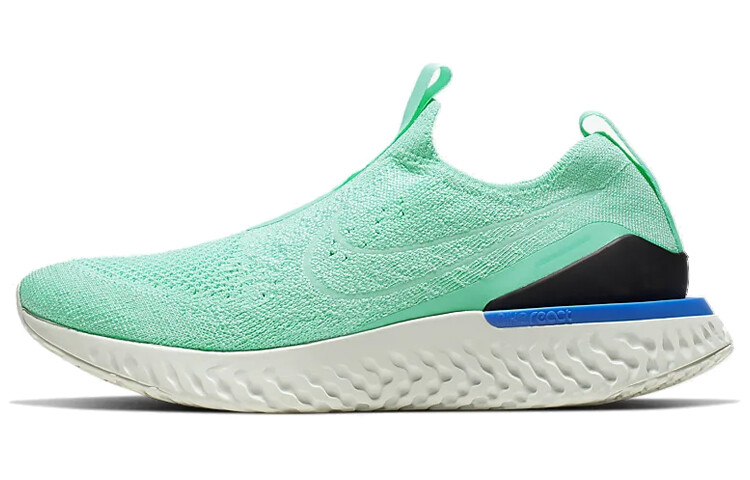 

Nike Кроссовки для женщин