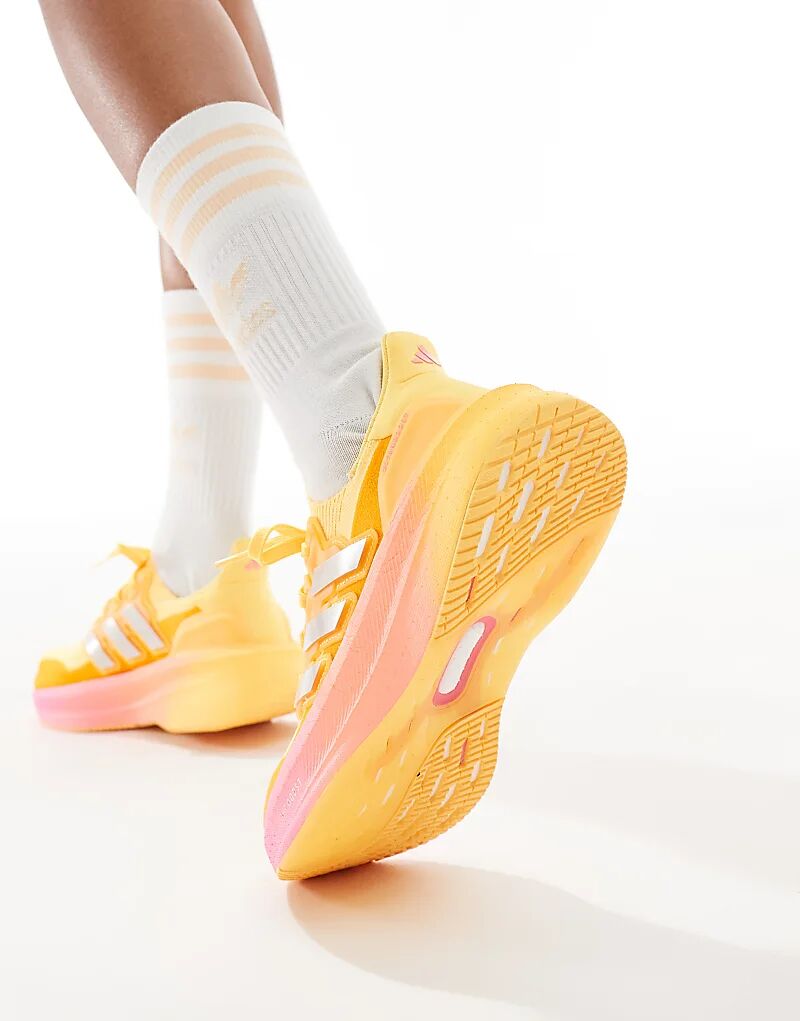 Кроссовки adidas Running Ultraboost 5 оранжевого цвета adidas performance — фото 3