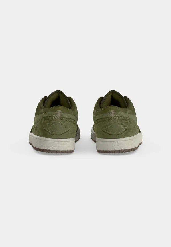 Кроссовки Air 1 Low SE Craft Jordan, цвет карго хаки/хаки/кокосовое молоко/средний коричневый — фото 4
