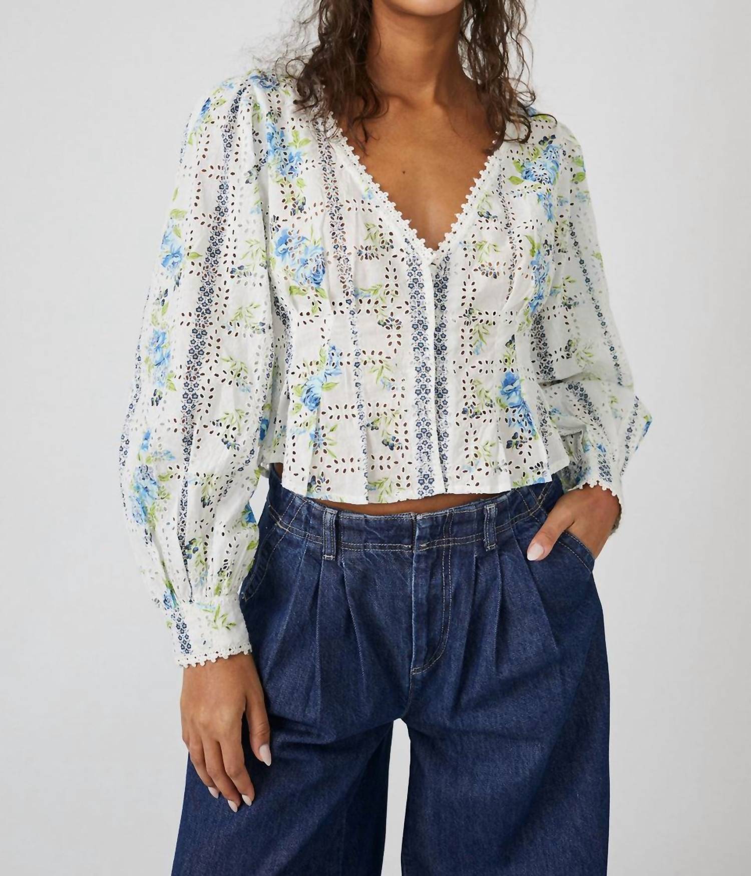 

Топ с цветочным узором в белом цвете Free People