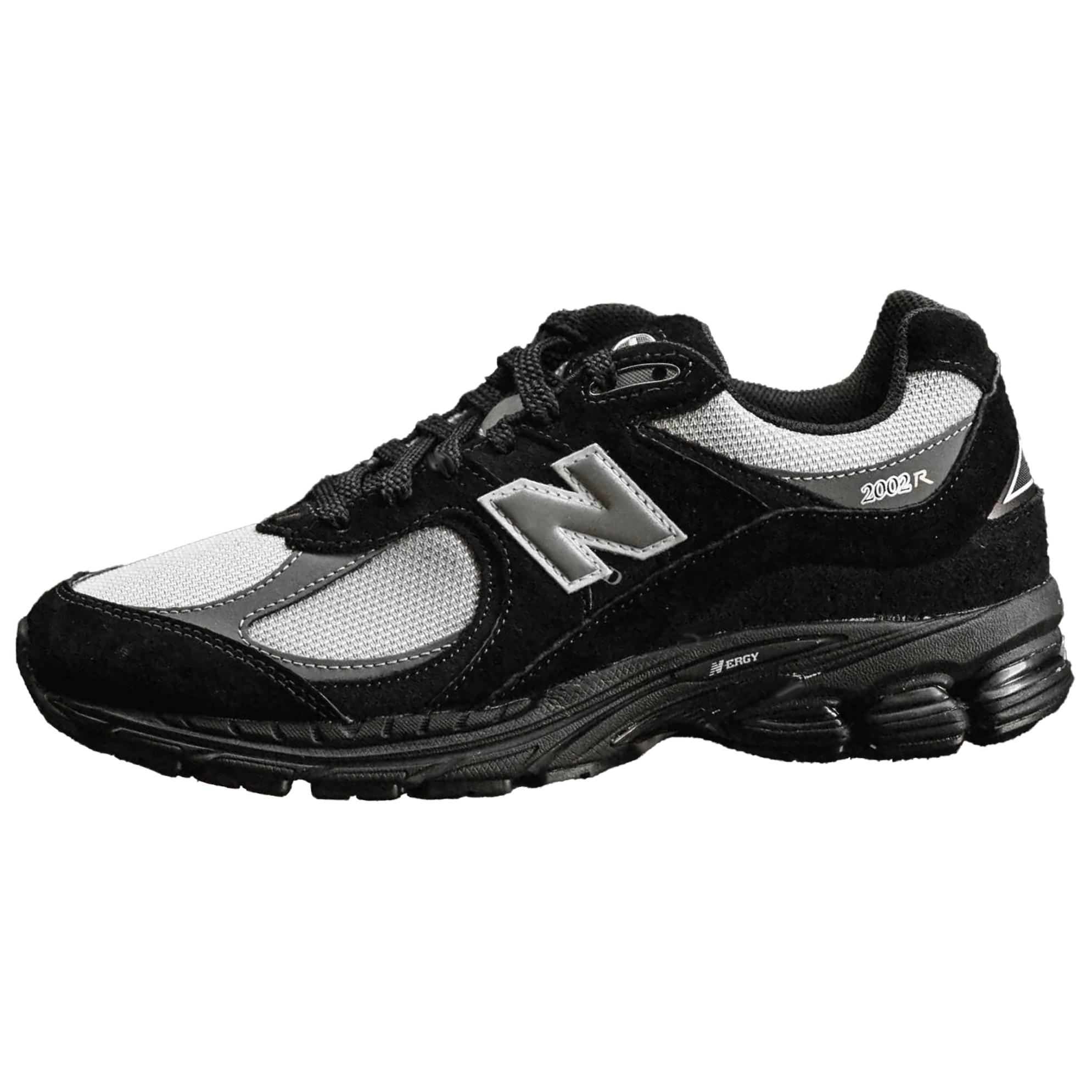 New Balance Кроссовки для бега NB 2002R мужские черно-белые — фото 3