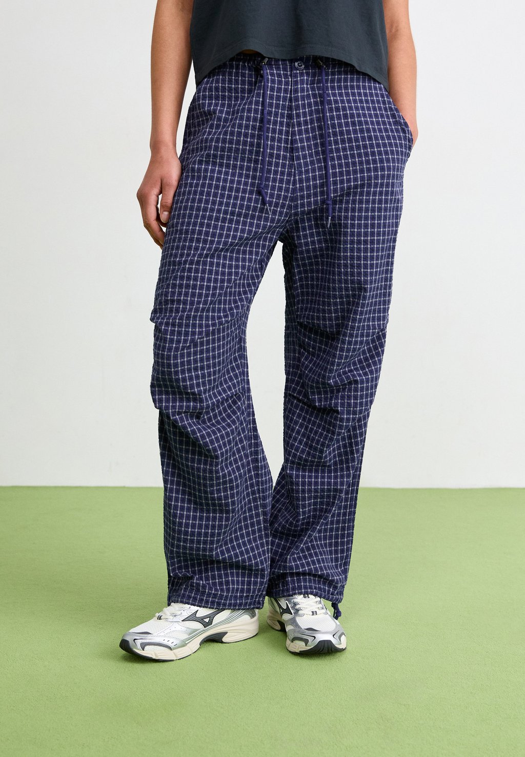 

Брюки CIRCA PARACHUTE PANT Obey Clothing, синий