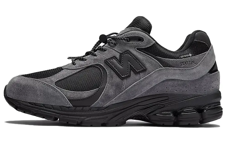New Balance 2002R Gore-Tex JJJJound Charcoal, серо-черный