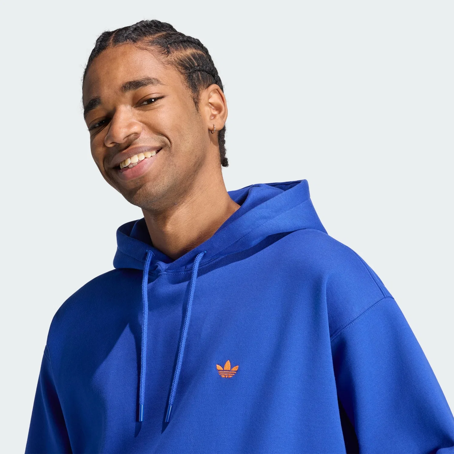 Толстовка Adidas Originals Trefoil Essentials кобальтово-синего цвета — фото 4