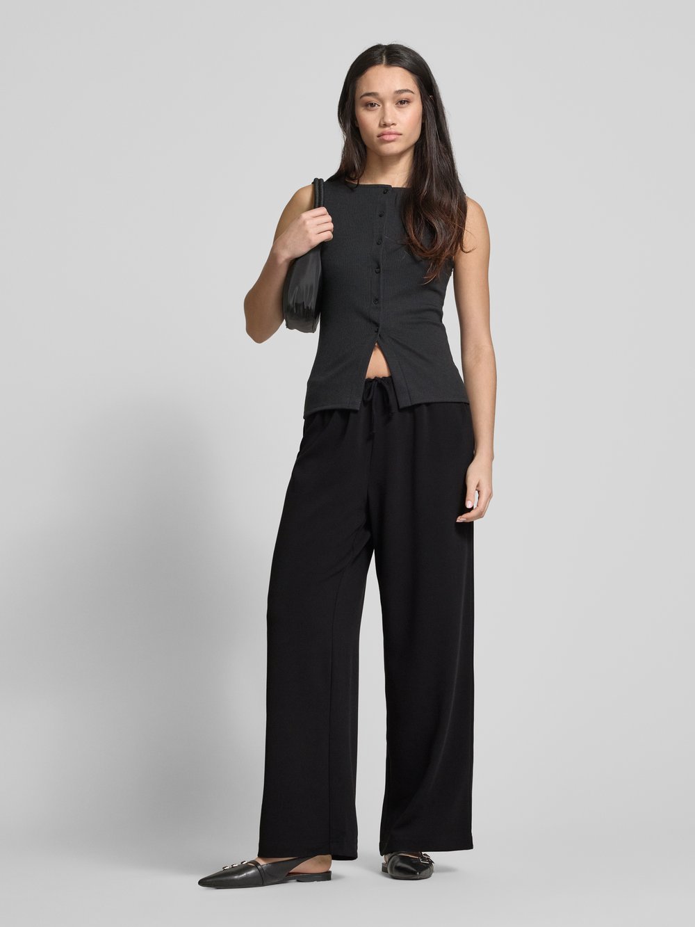 

Брюки широкие с содержанием вискозы, модель «THANA LIFE» Only, черный