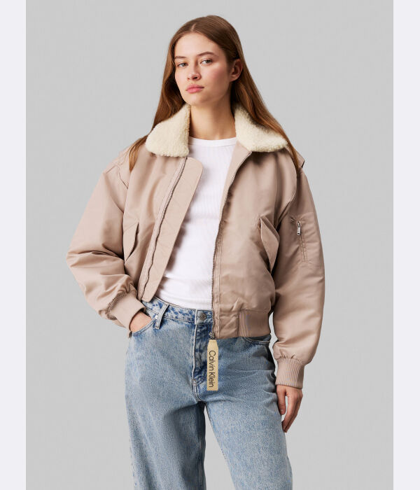 

Куртка женская Calvin Klein Jeans с меховым воротником, розовый