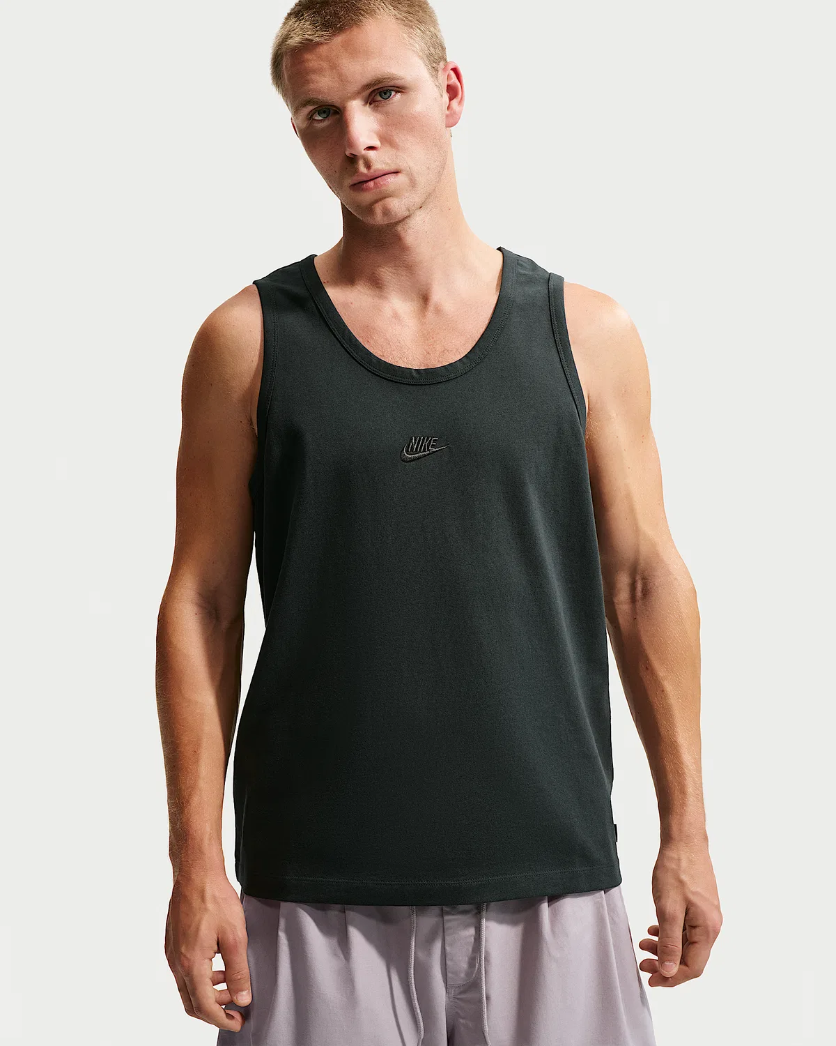 Мужская майка Nike Sportswear Premium Essentials, Black Spruce