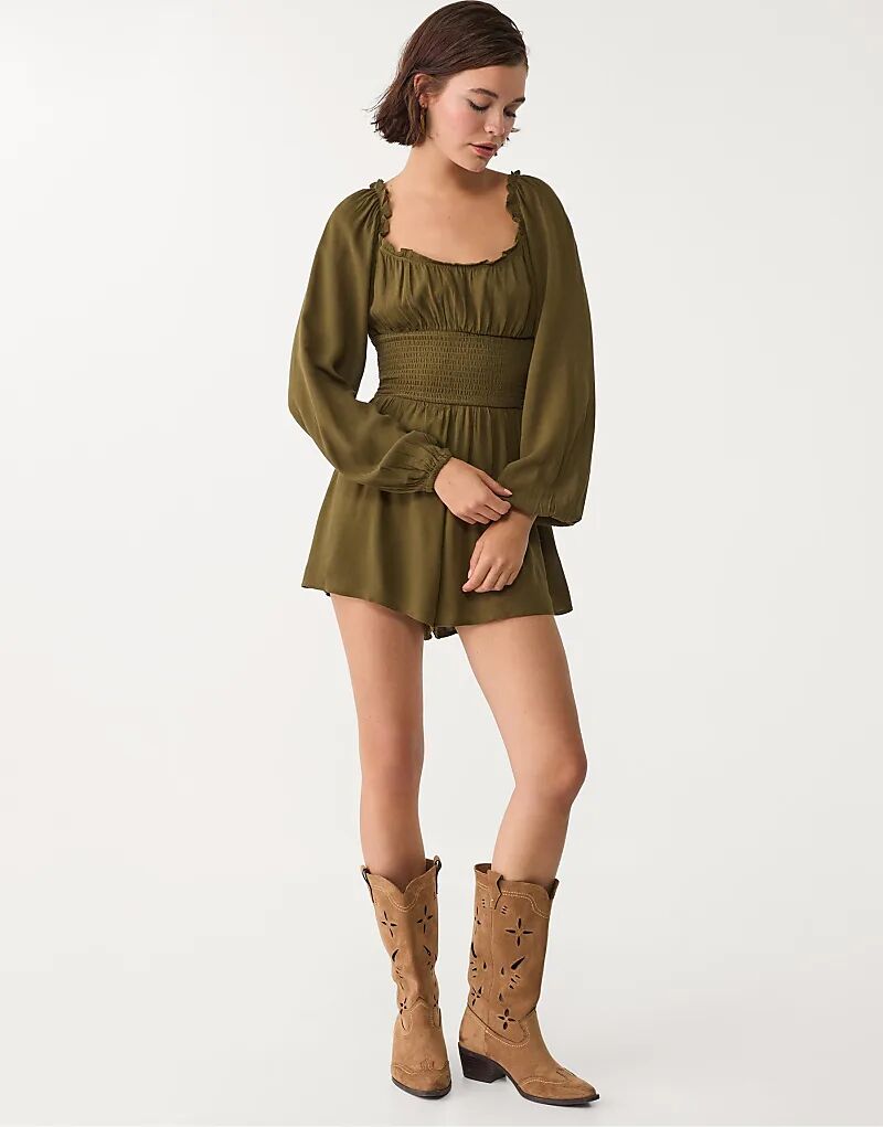 

Stradivarius Струящийся комбинезон цвета хаки