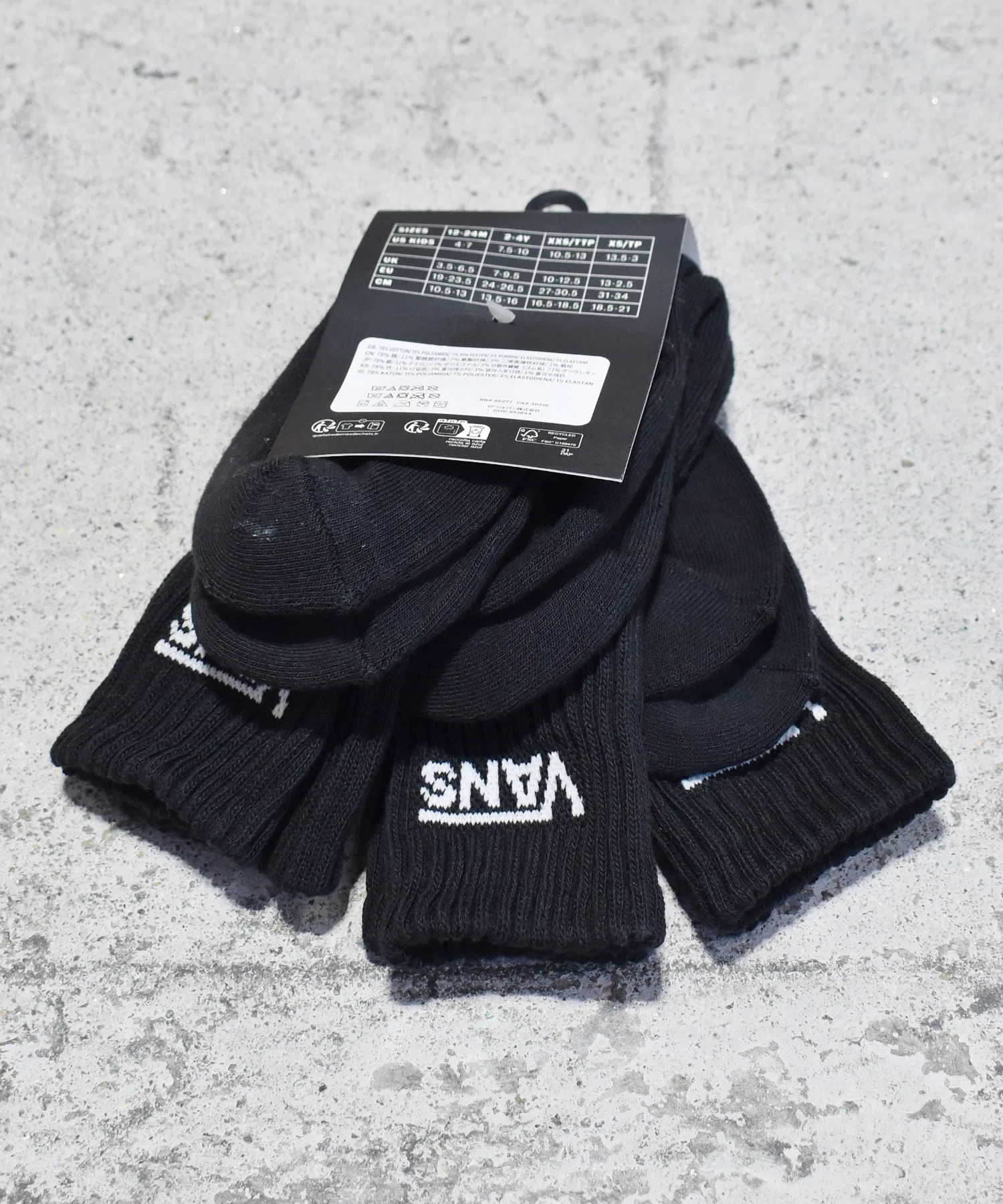 Детские классические носки VANS Classic Crew (комплект из 3 пар) VN000Q1PBLK — фото 2