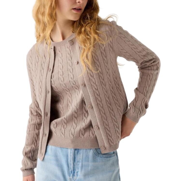 

Трикотаж женский бежевый Uniqlo