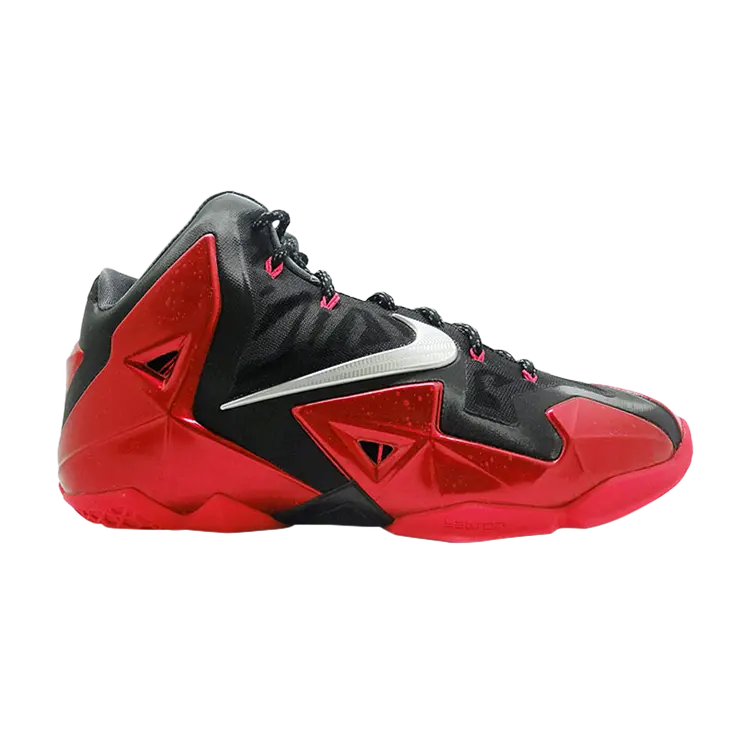 

Кроссовки Nike LeBron 11 XDR 'Heat Away', черный