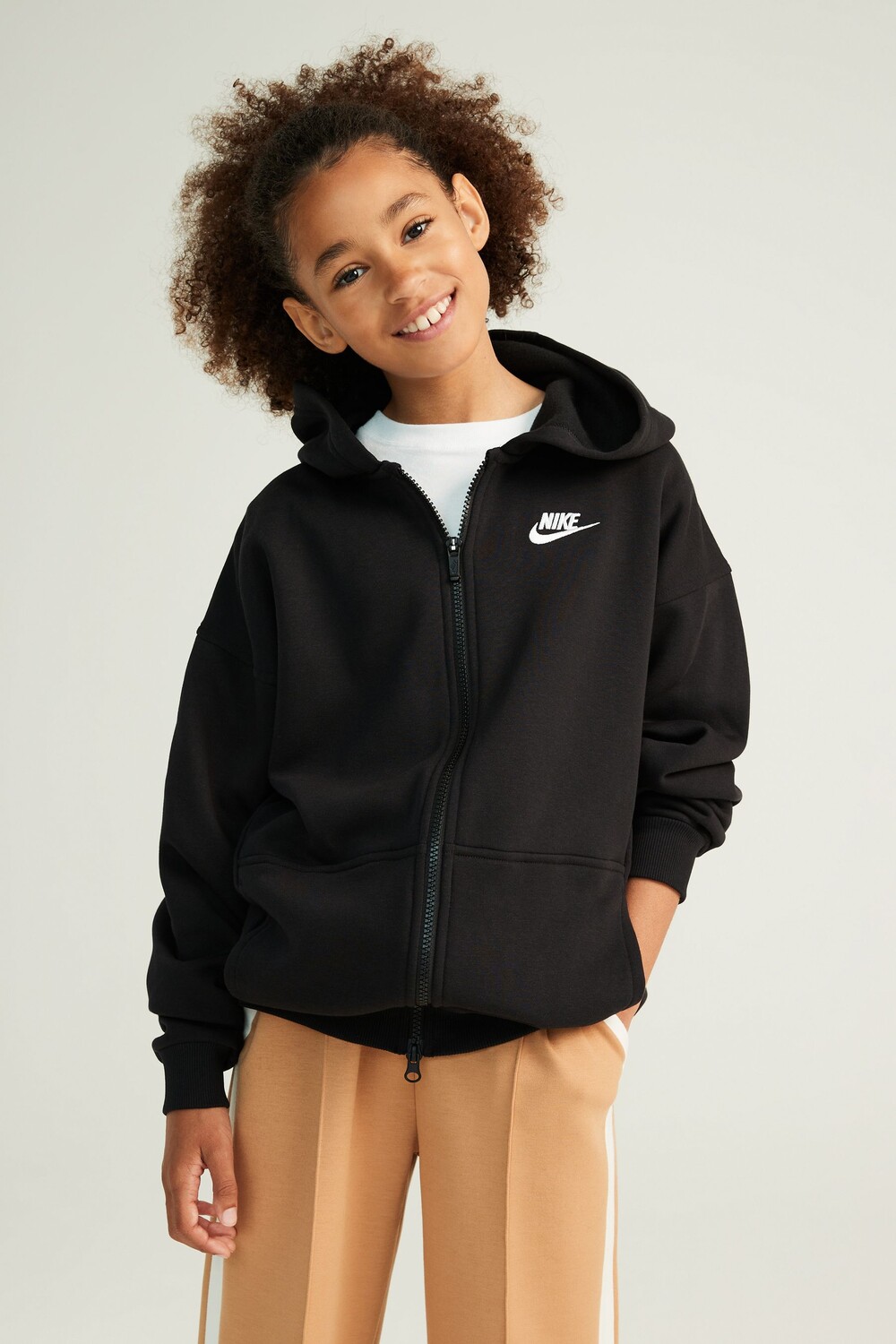 

Флисовая толстовка Club oversize на молнии Nike, черный