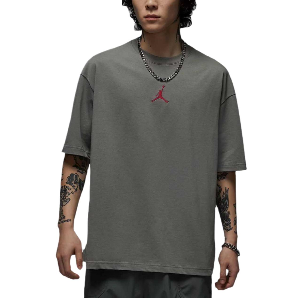 

Футболка мужская асфальтово-серая Asphalt Gray Jordan, серый
