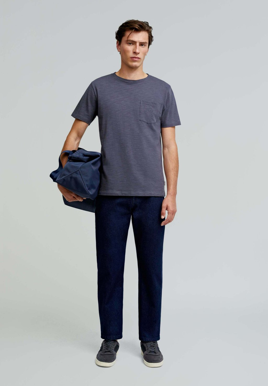 

Базовая футболка EMBROIDERY POCKET TEE Scalpers, сине-серый