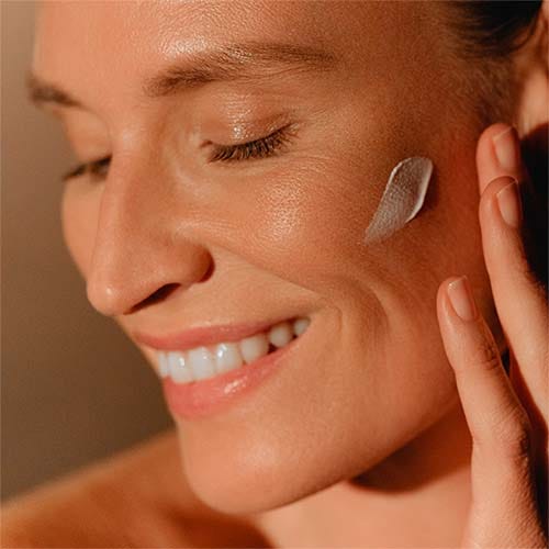 Солнцезащитный крем против старения SISLEY Sunleÿa Soin Solaire Anti-Âge SPF30, 50 мл — фото 3