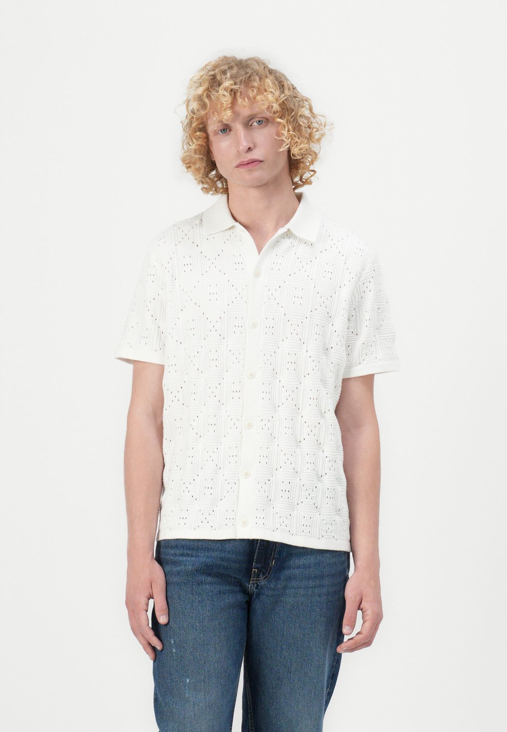 

Рубашка TOPANGA POINTELLE BUTTON Guess, белый