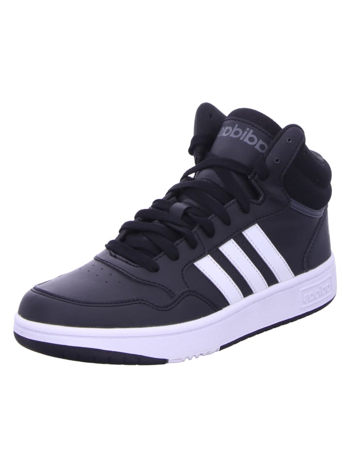 

Высокие кеды Adidas