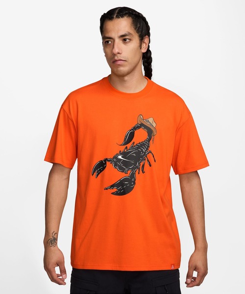 

Футболка, крой оверсайз, бренд Nike ACG, цвет оранжевый