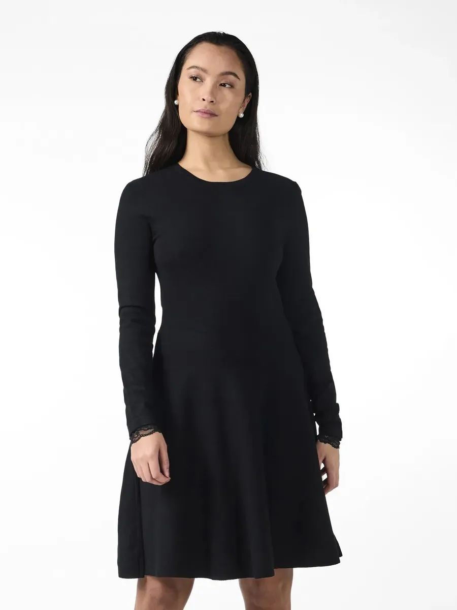 

Мини-платье Y.A.S "YASBECCO LS KNIT DRESS S. NOOS", черный