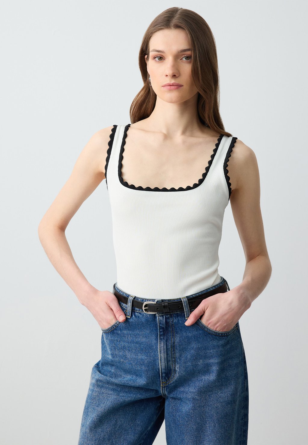 

Топ EMBROIDERY DETAILED Jimmy Key, белый