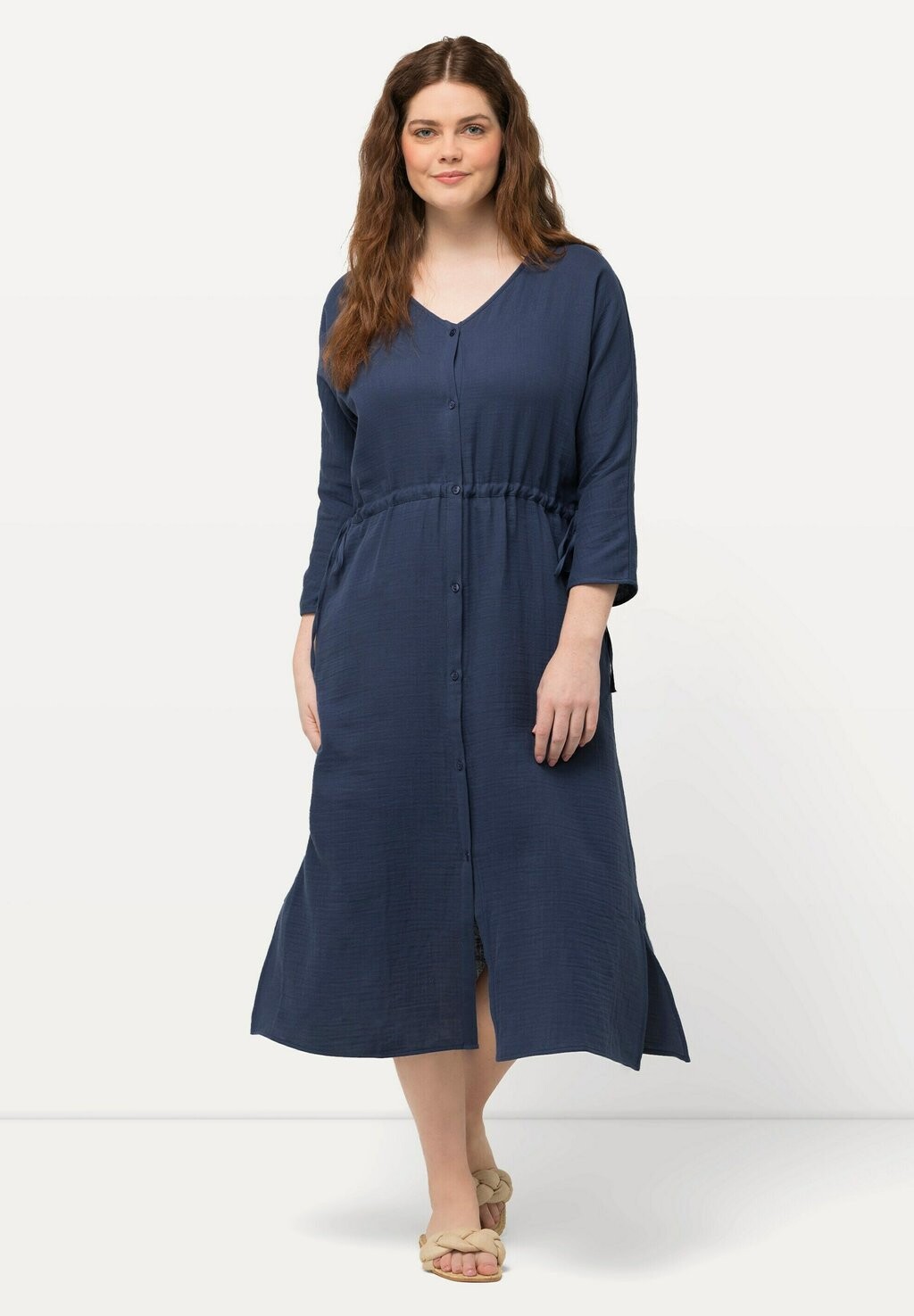 

Летнее платье TEXTURED BUTTON DOWN Ulla Popken, синий