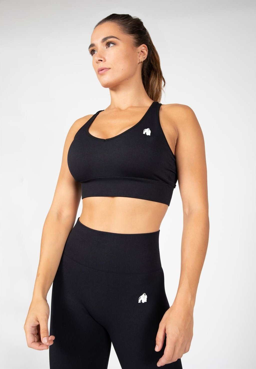 

Спортивный бюстгальтер средней поддержки SEAMLESS Gorilla Wear, черный