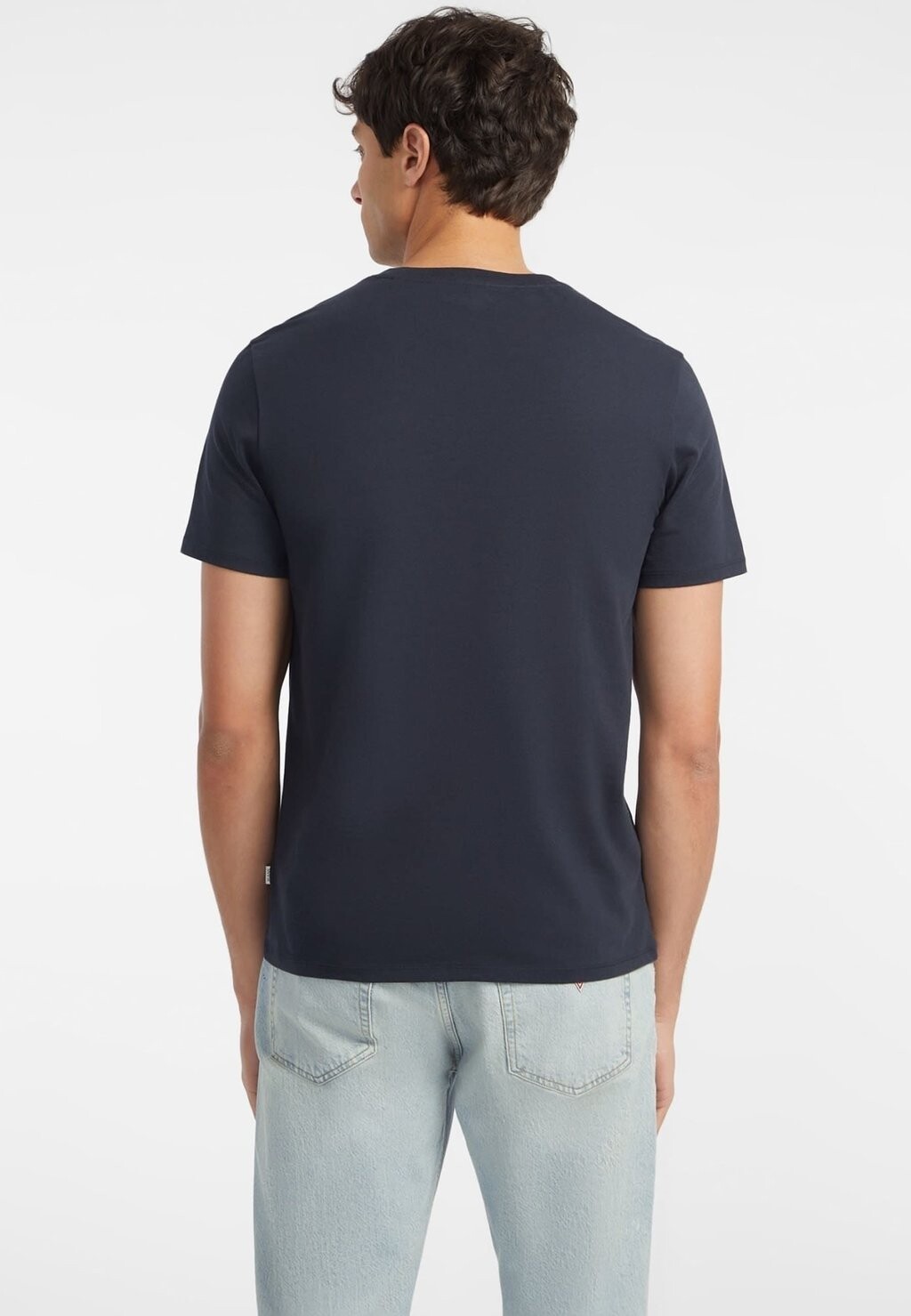

Простая футболка SLIM AMERICAN TEE Guess Jeans, темно-синий