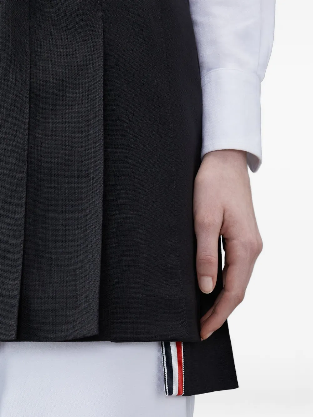 

Плиссированная мини-юбка THOM BROWNE, черный