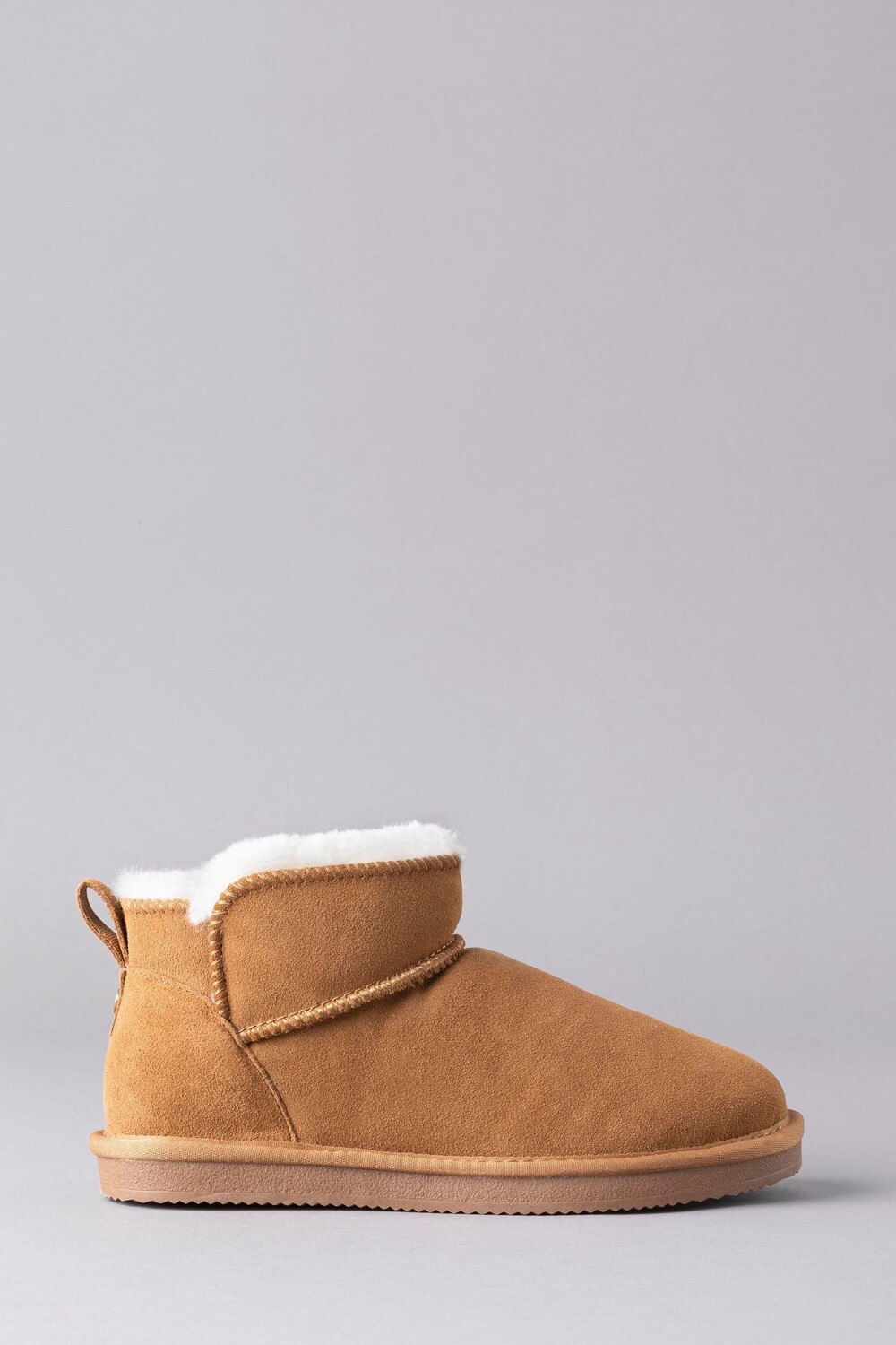 Кожаные тапочки Lakeland GreyLadies и ботильоны из овчины Lakeland Leather, коричневый